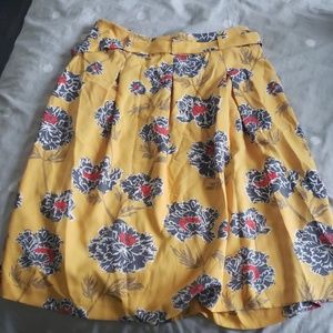 High waist belted skirt